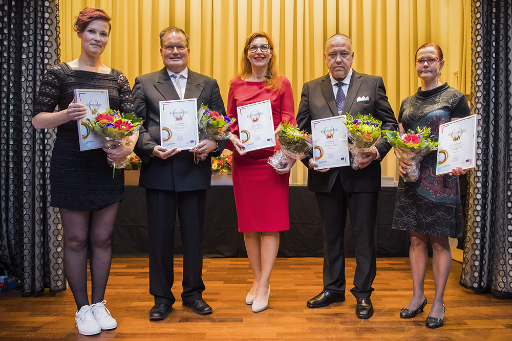 Outi Koskinen, Anssi Rauma, Sarita Mäkelä, Jouni Rauta, Anne Lampilehto ja Tarja Vuorinen
