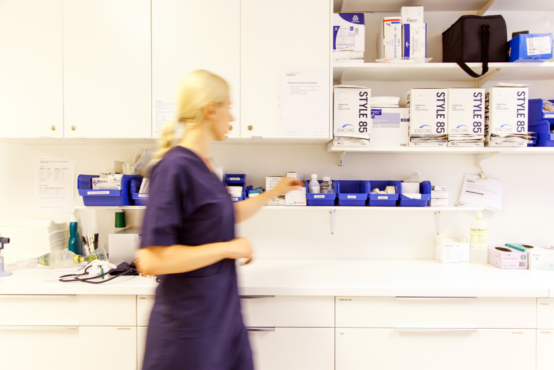 Terveydenhoitaja työssään